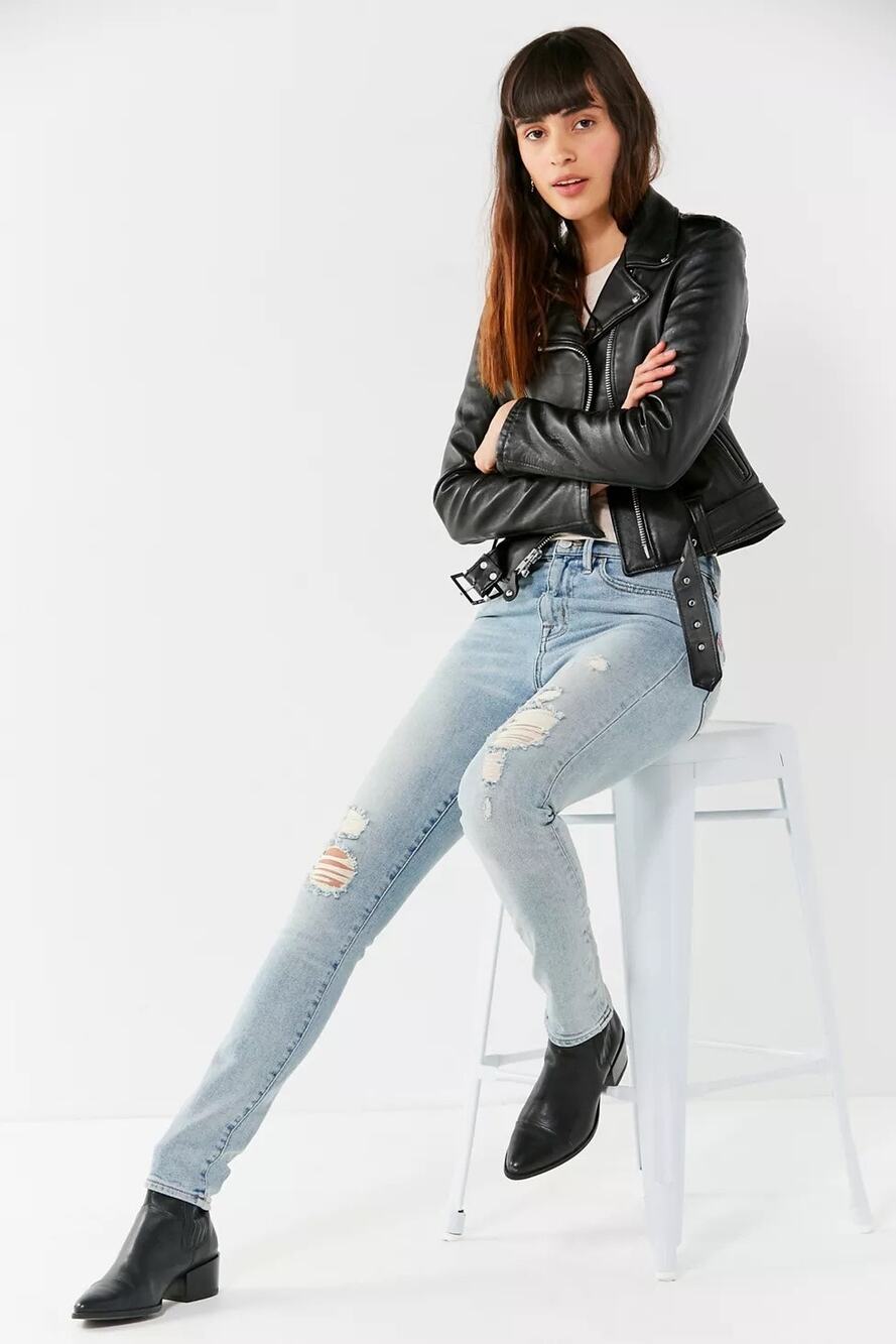 BDG UO Twig Ripped Destroyed Light Wash skinny ankle stretch jeans womens 27